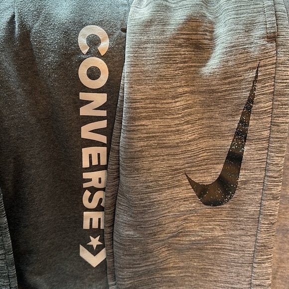 Boys size Large Used great condition about a size 12/ 14 since washed often - Picture 3 of 12